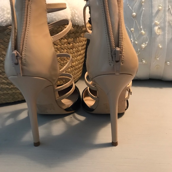 Women’s Aldo dress shoes - Picture 4 of 4